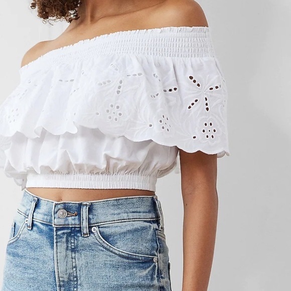 Express 💙 Eyelet Overlay Off The Shoulder Top - Picture 6 of 8